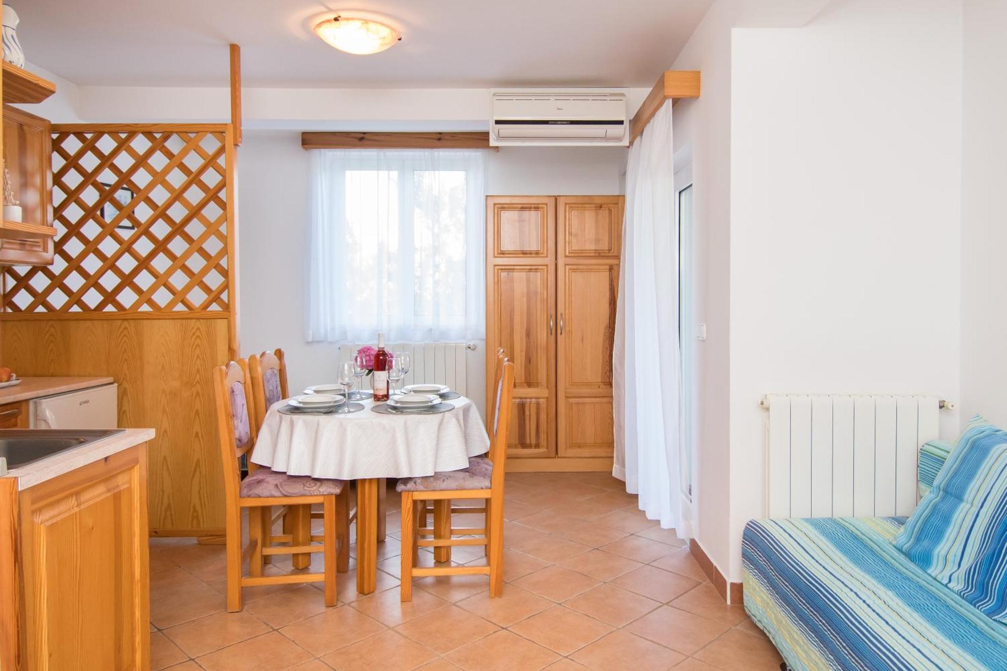 Bed And Breakfast Ritosa Porec Exterior photo